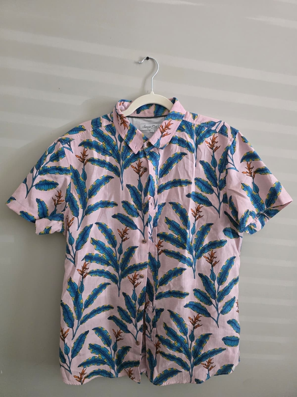 Sovereign Code Pink Short-Sleeve Button Down with Blue & Green Leaf Print